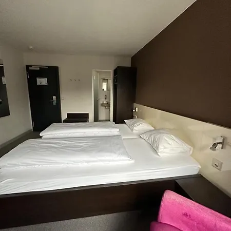 Am Marktplatz Отель 3*